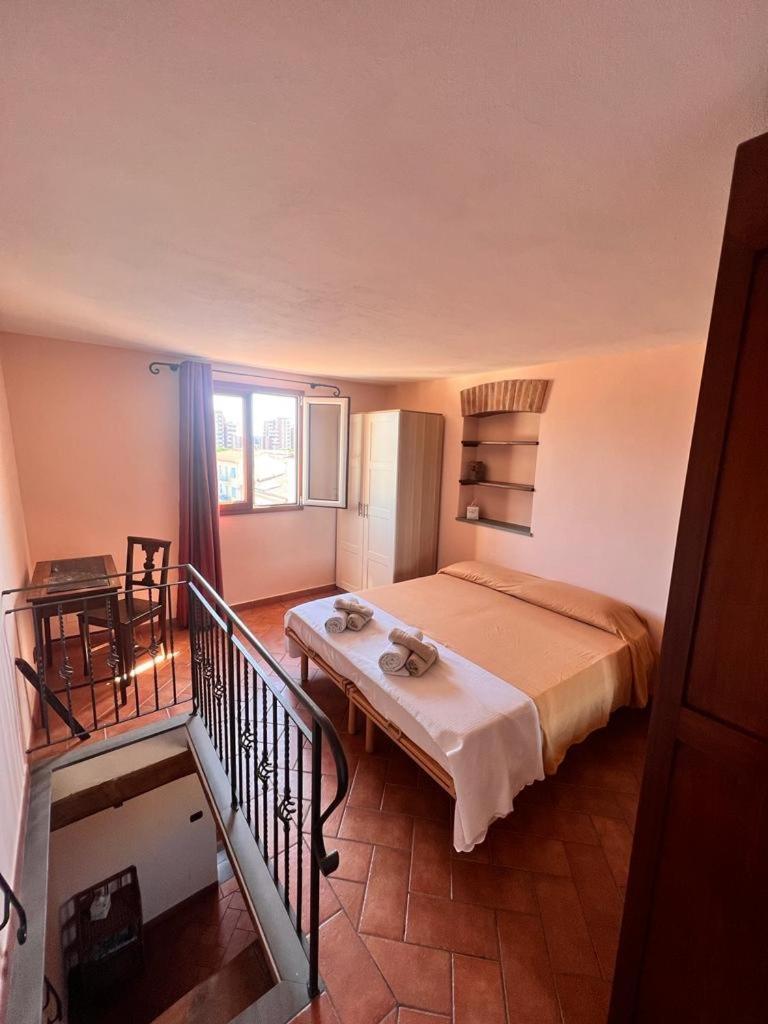 Faro B&B Livorno Buitenkant foto